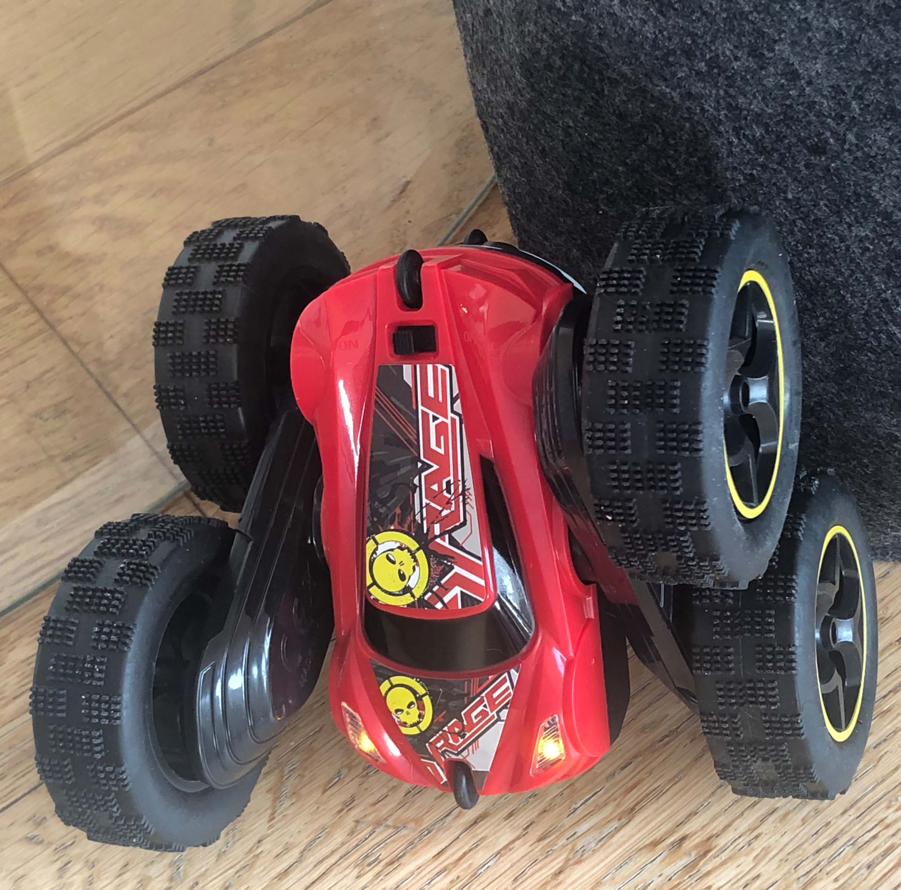 Dickie Toys Rc Tumbling Flippy Rotations Und Fl Ferngesteuertes Spielzeugauto 
